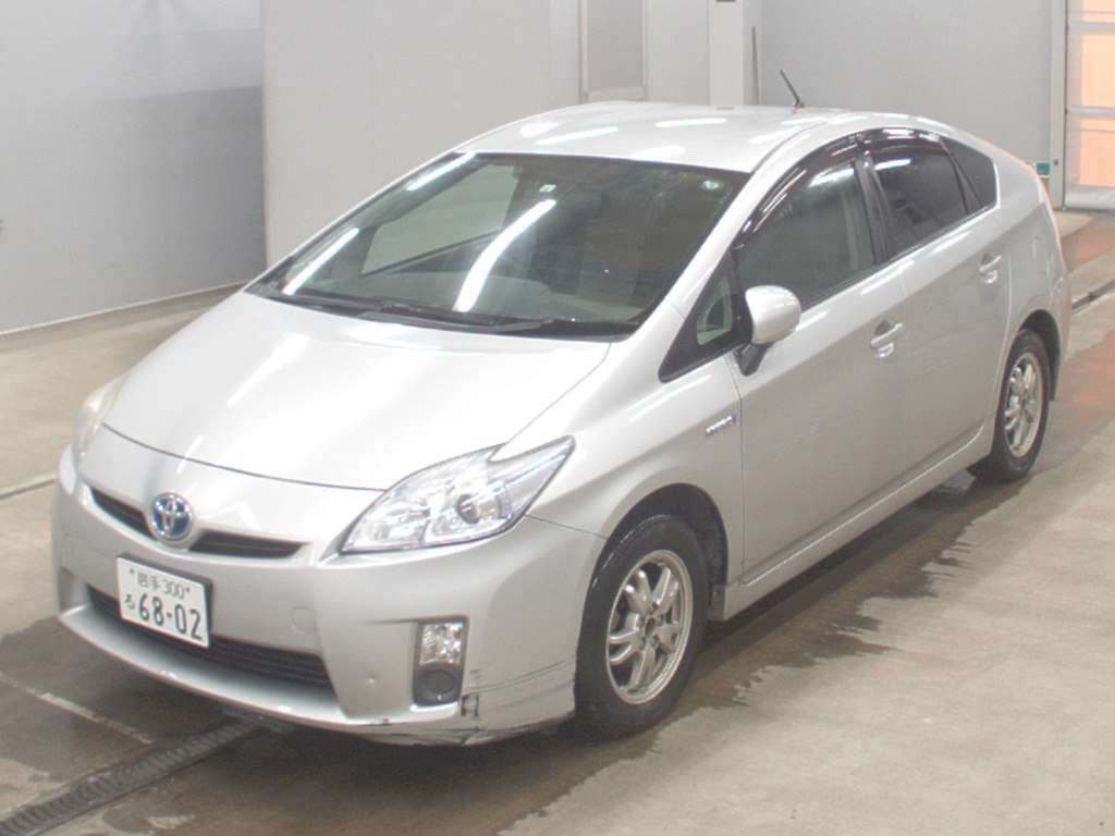 toyota prius 2011