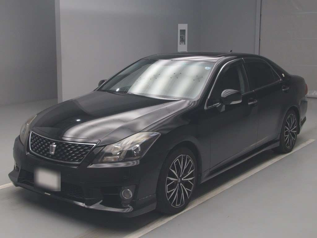 toyota crown 2011