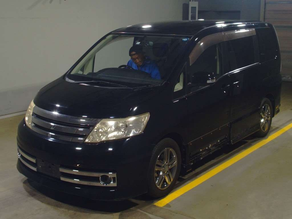 Nissan Serena Rider