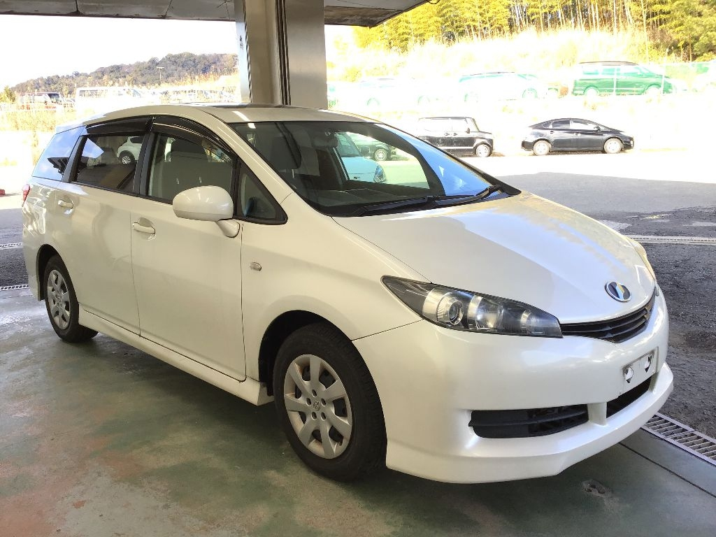 Toyota Wish 2011