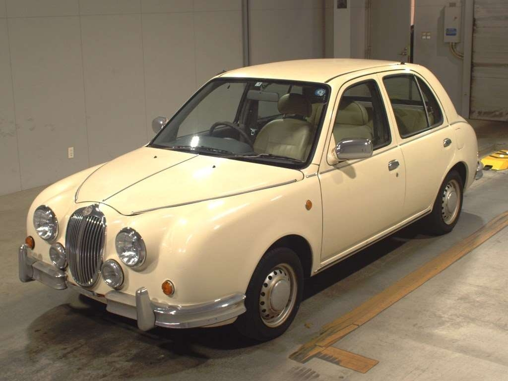 Mitsuoka Cedric