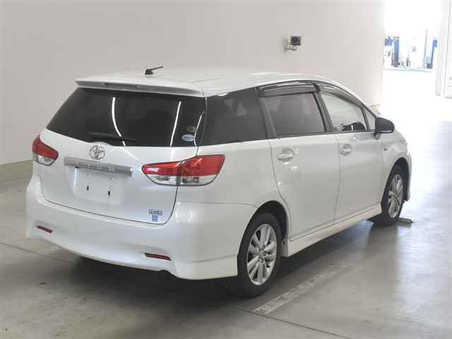 Toyota Wish 2011